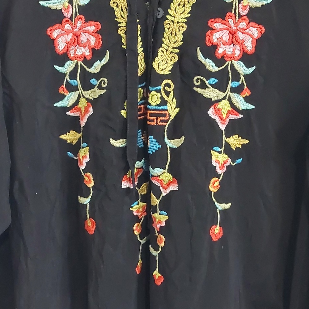 Johnny Was Embroidered Top - Picture 3 of 11